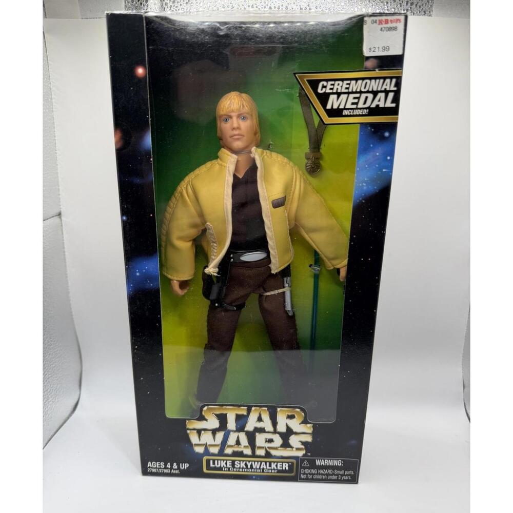 Kenner Star Wars 12” Luke Skywalker in Ceremonial Gear & Medal Kenner 1996